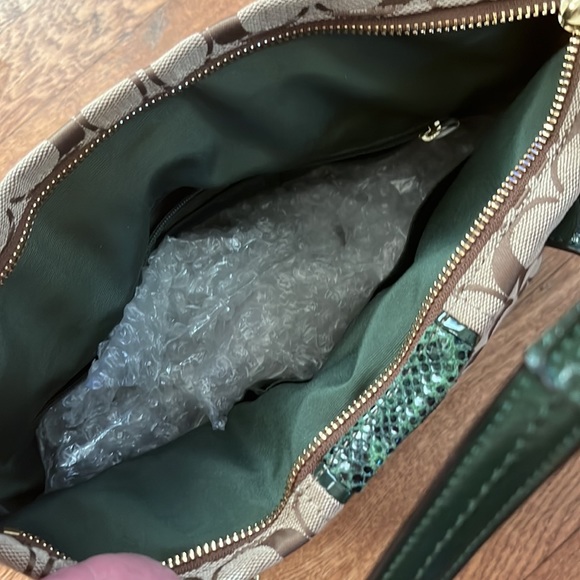 Coach bag & wristlet NWT Khaki/green python print vintage - Picture 6 of 11